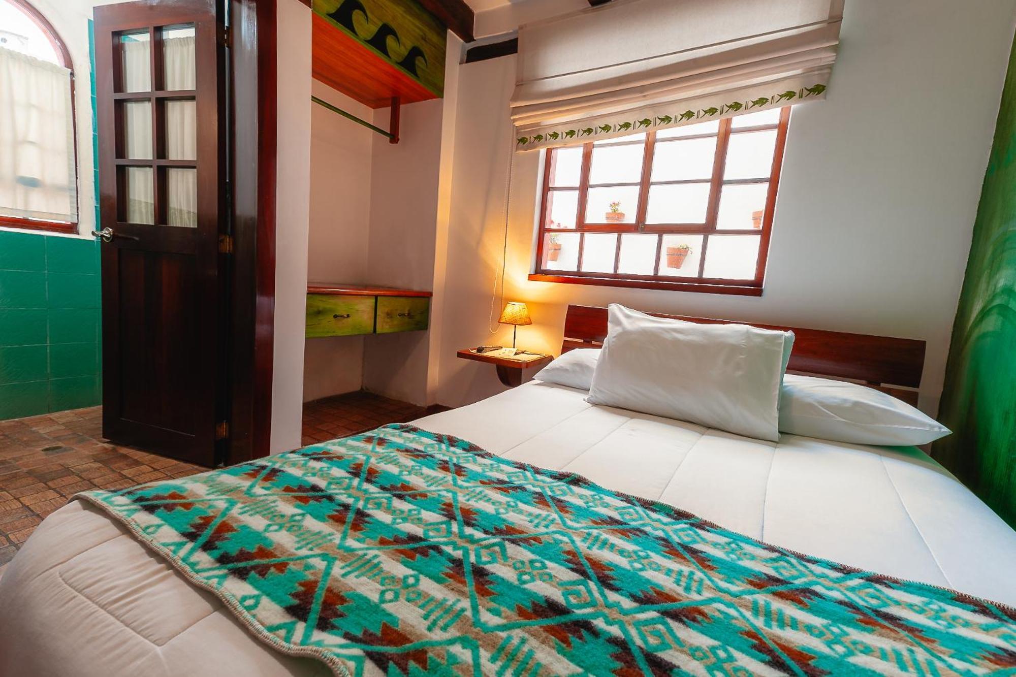 Acoma Hotel Otavalo Buitenkant foto