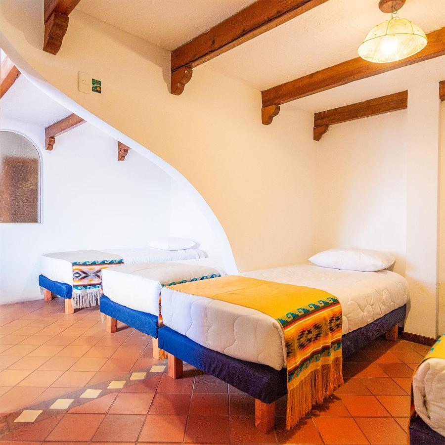Acoma Hotel Otavalo Buitenkant foto